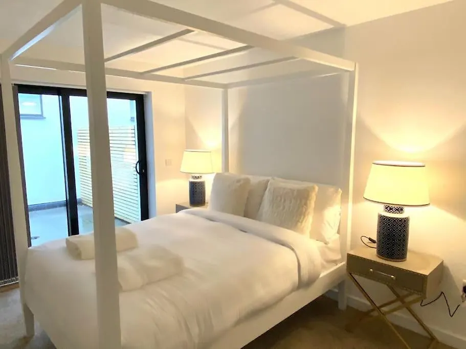 Ranmoor Serviced Apartments At Wilkinson Lane - The Sandford Suite Sheffield 0*,  Großbritannien